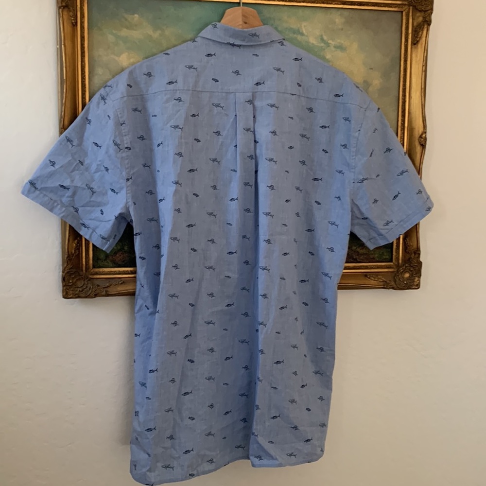 Barbour Blue Summer Chambray Fish & Shark button up NWT - Picture 3 of 10